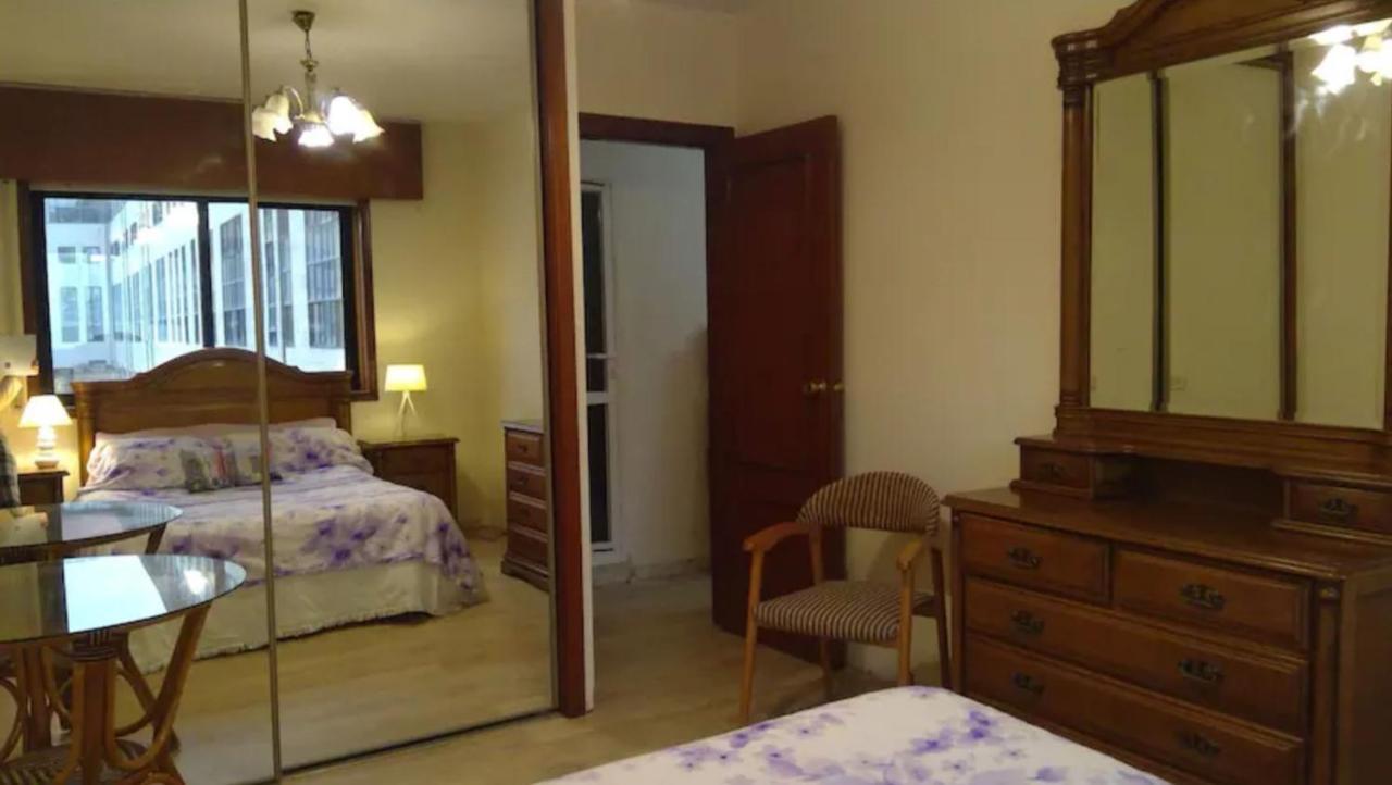 Acogedora Habitacion Doble Junto A Paseos & Parques 圣地亚哥－德孔波斯特拉 外观 照片